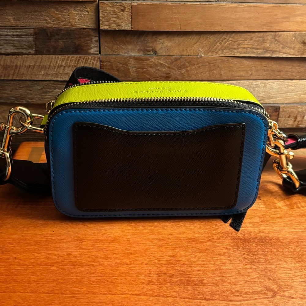 Marc Jacobs Bright Pink and Neon Yellow Snapshot Camera Bag with Patterned Strap - Picture 3 of 3